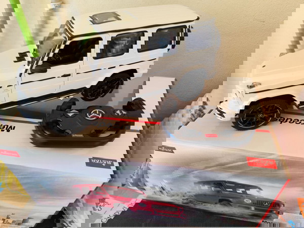 Τηλεκατευθυνόμενα mercedes AMG G63