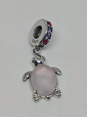 Dangle Charm Turtle with Rose Quartz and Zircon like new