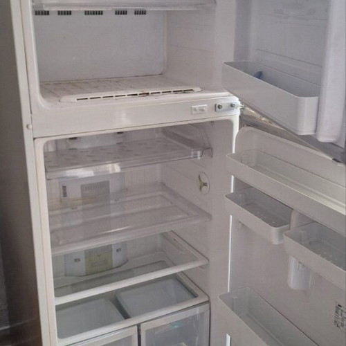 Samsung RT 41 MASW refrigerator used with freezer