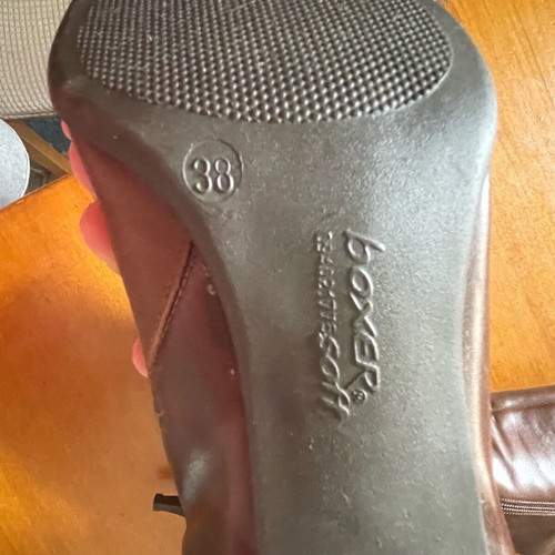 Boxer leather boots like new, brown, size 38, with heel