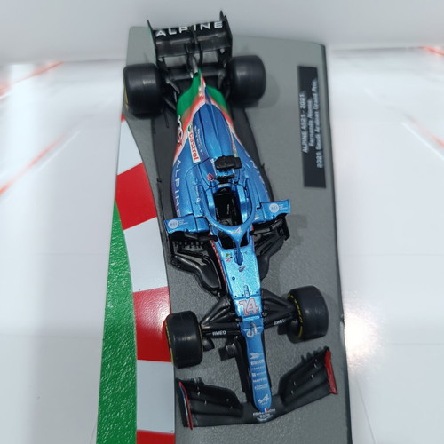Formula 1 Alpine A521 Fernando Alonso Saudi Arabian GP 2021 1:43 Diecast model like new