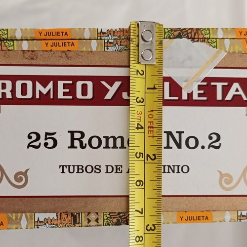 Romeo y Julieta cigar box used, genuine Cuban SOU FEB 21