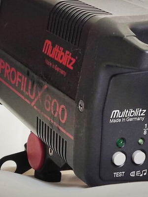 Multiblitz Profilux 600 μεταχειρισμένο
