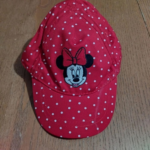 Branded baby hats for girl 12-24 months like new, set of 4