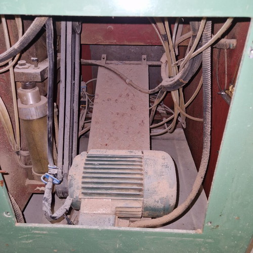 Drill with cutting disc and arbor used