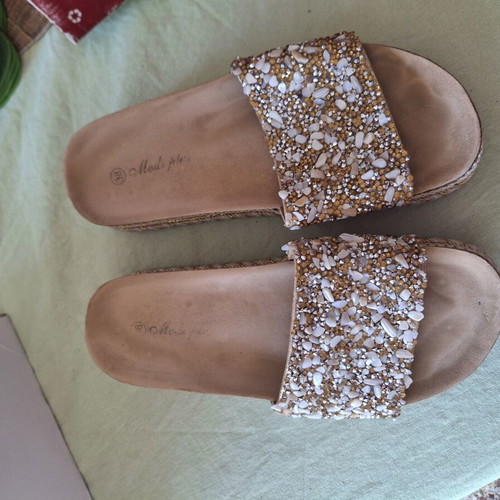 Flatforms women's size 38 like new, white and beige
