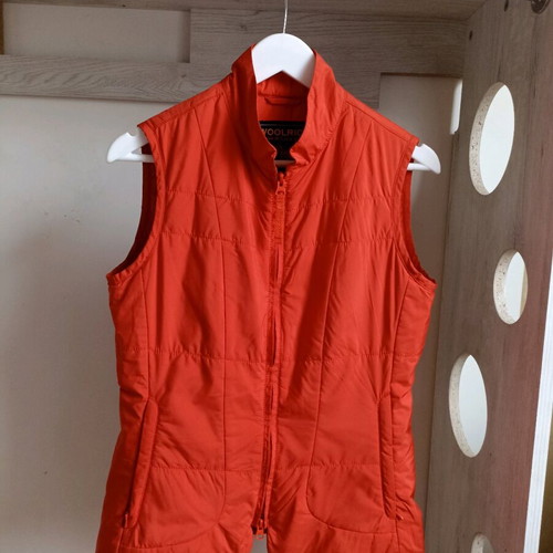 Woolrich women's vest like new, red, size M