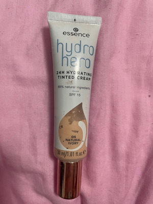 Essence tinted cream μεταχειρισμένο ελάχιστα no 5