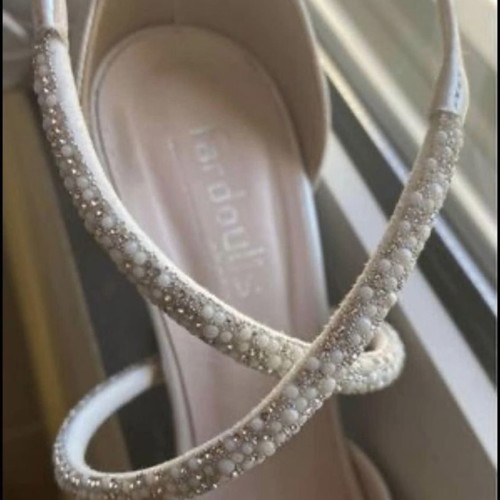 Handmade bridal sandals used, white pearl leather, size 38, 11.5cm heel