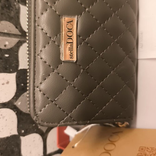 Doka wallet unused, khaki color