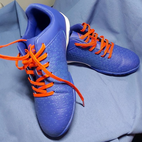 Football shoes used, size 37, blue