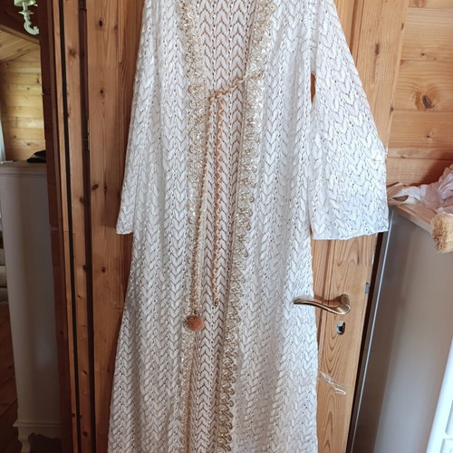 Smol Medium Tounik white, new