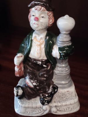 Porcelain figure drunk like new, handmade vintage piece