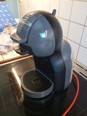 Nescafe Dolce Gusto capsule coffee machine