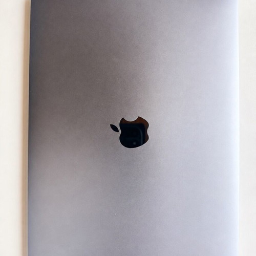 MacBook Air M1 13" 8GB RAM 256GB SSD used, 2023 model