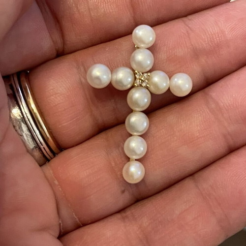 Stavros gold 18k cross with four diamonds and pearls used
