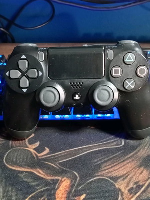 PlayStation 4 controller used, non-authentic