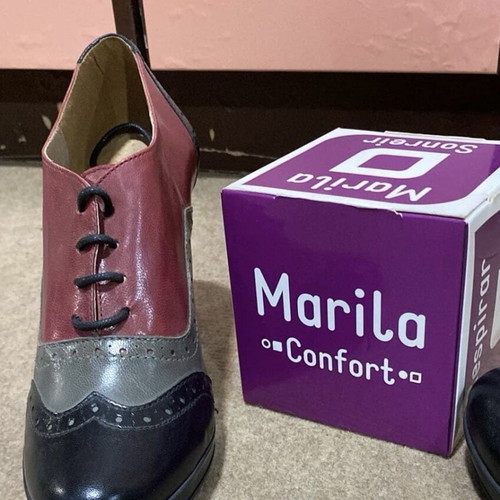 Marila leather women's shoe with heel new, size 36, black and red