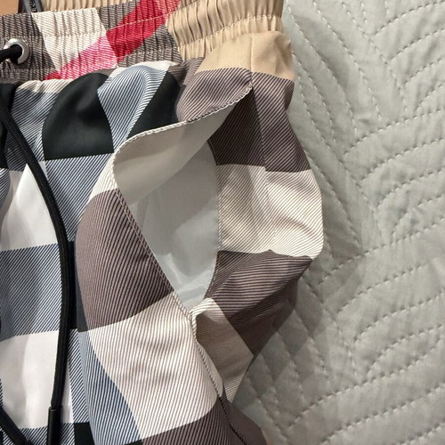 Burberry swimshorts new, beige multicolor
