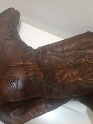 Unisex leather boots like new, size 39, brown