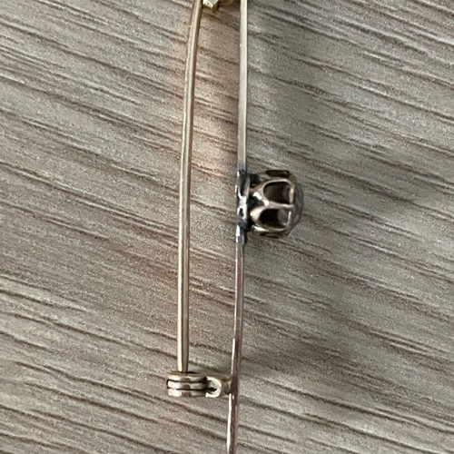 Gold pin 585 with vintage diamond used