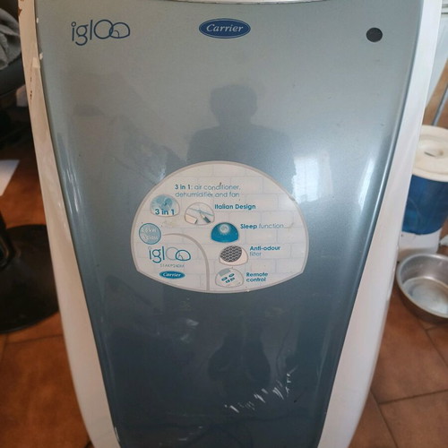 Erco portable air conditioner used with remote control