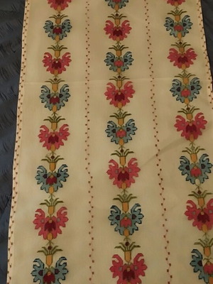 Handmade table runner new