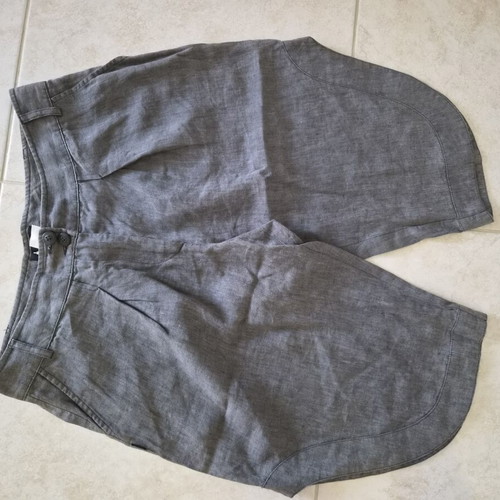 Asymmetric grey shorts