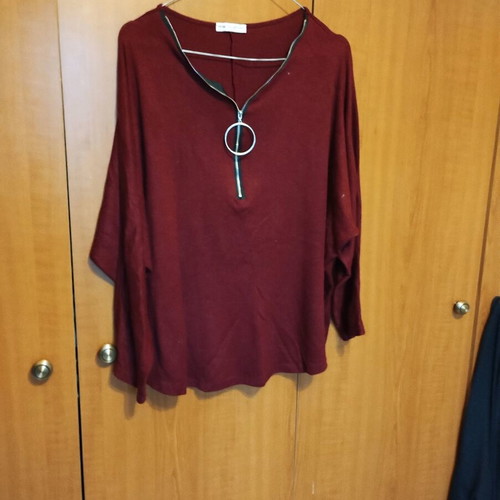 Women's blouse with batwing sleeve like new, size L
