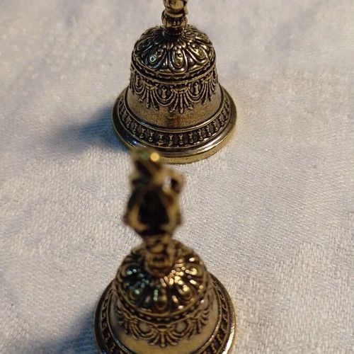Metal Bells Set like new, two sizes