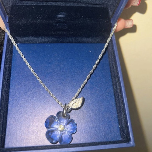 Swarovski flower pendant new, unworn blue