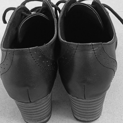 Women's Black Leather Heels Size 38 Like New