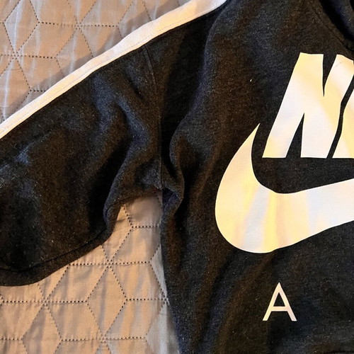 Nike Air cropped sweatshirt for girl 12-13 years like new, gray
