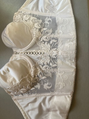 Bridal Bustier like new, small size, white