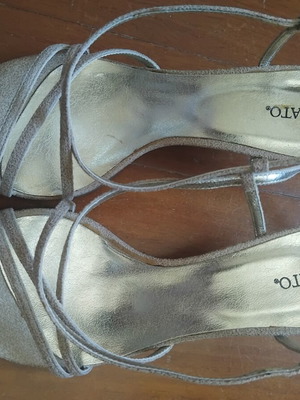 Migato suede sandals low heel new, beige and gold