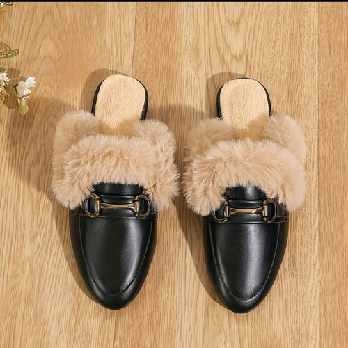 Backless loafers with black fur new