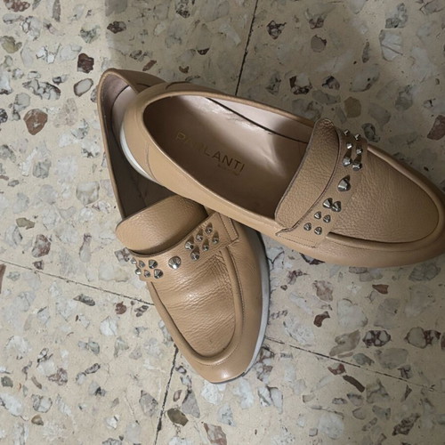 Parlanti leather shoes used, beige sport style
