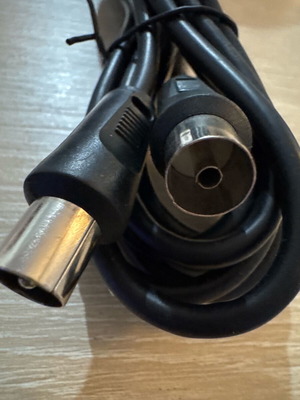 RF antenna cable for TV 2.5 m like new, male to female