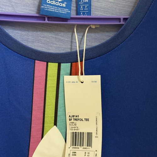 Adidas T-shirt new, size M