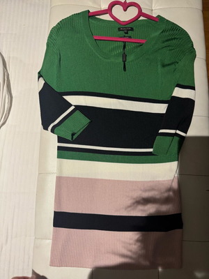 Massimo Dutti ribbed striped viscose top like new, multicolor