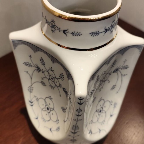 Limoges porcelain vase like new with blue decoration and gold details