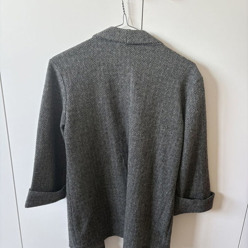 Manche grey knitted cardigan medium size like new