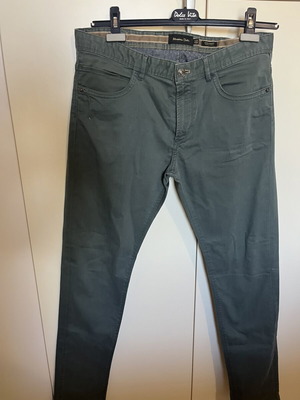Massimo Dutti green men's pants size 42 like new
