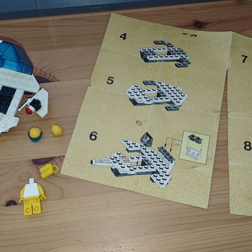 Lego Vintage Auxiliary Patroller Space Futuron 6850 used