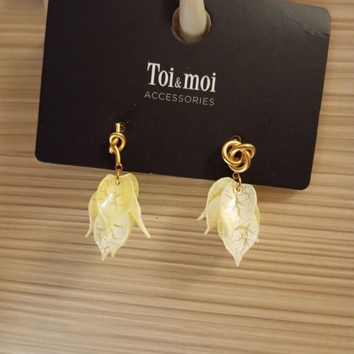 Toi&Moi earrings new, beige and gold