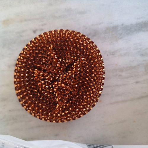 Metal Scrubber with Handle like new for Pots and Dishes