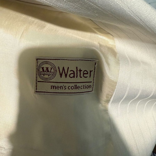 Men’s Suit official beige cream like new, size L-XL