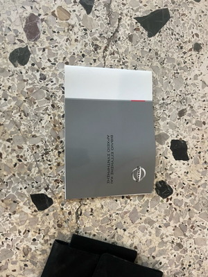 Nissan Micra Note maintenance book like new with genuine valves