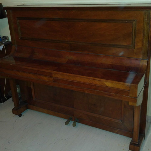 A. Nieber & Co. Berlin upright piano, antique, fully functional