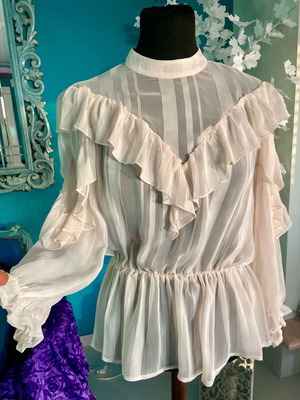 Vero Moda semi-transparent blouse with ruffles, size M, like new